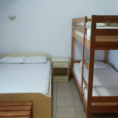 Psarou Hotel *