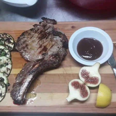 Psarou Paralia Skotinis